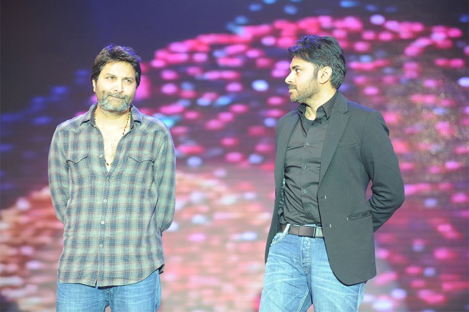 Attarintiki-Daredi-Thank-You-Meeting